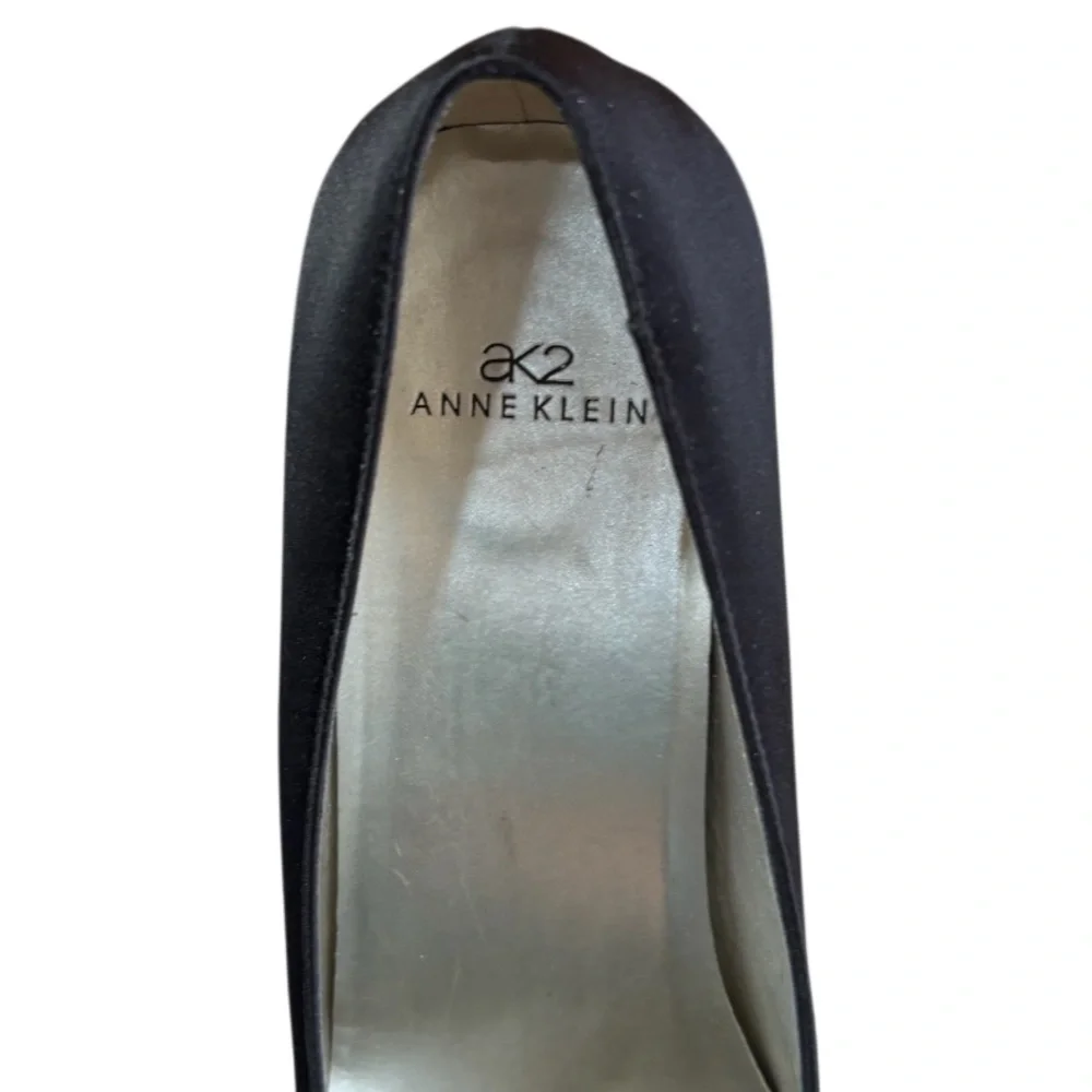 Elegant Pumps Vintage 90s Y2K Rhinestone Pointed Square Heel Black Silver Size 8